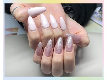 センシー ネイル スタジオ(Sensy Nail Studio)/2色無料+600円パーツ1コ付き