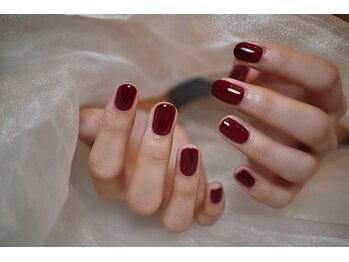 秋ボルドーネイル