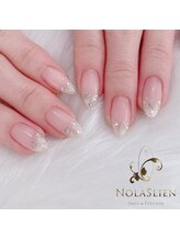 ノーラスリエン(Nolaslien)/ラメグラデーション 透明ネイル