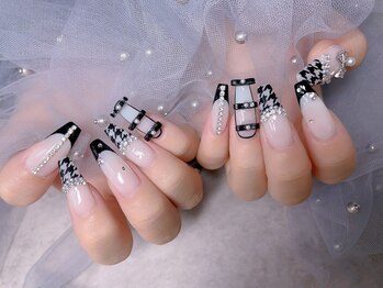 スノーネイルサロン 新宿店(Snow nail salon)/黒千鳥柄フレリボンパール