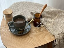 サトリネイルルーム 京橋店(Satoril nail room)の雰囲気（手作りクリームでマッサージとドリンクでほっとするお時間を♪）