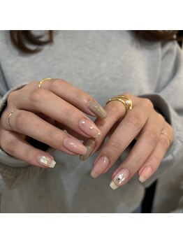 エムクチュール/シンプル一癖ネイルデザイン