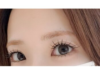 ワイプラス(Y + plus)の写真/【圧倒的な支持率 フラットラッシュ】モチ抜群♪
カラーエクステにも変更可能◎(+550 円)