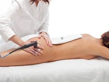 ソワニエス(soignerss)/インディバ(痩身・引き締め)