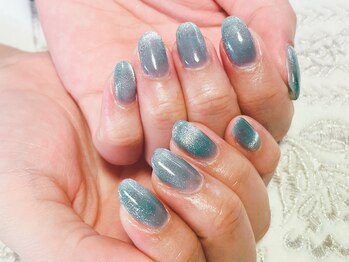 ティアラ(Tiara)/マグネットネイル