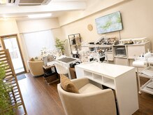ネイルソファ イコマ(NAIL SOFA 生駒)の雰囲気(フット×ハンドの同時施術承ります。時短におしゃれが叶う♪)