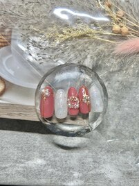 クリスマスプレゼント風ネイル