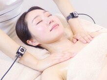 アンバー 恵比寿(AMBER)/デコルテ/首まわり