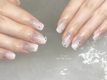 リッシュ トロワ(RICHE trois)/キラキラピンクネイル♪