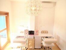ココロネイル 住吉店(Cocolo nail)の雰囲気（オシャレ女子のお部屋のようなネイルスペース。静かで居心地◎）