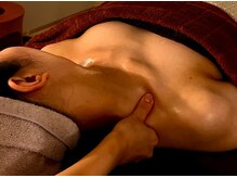 ラナ 京都西院店(Lana)の雰囲気（ホルミシスクリームを使用したマッサージで全身の筋肉をほぐす）