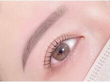 リステン アネックス(Lis 10 Annex)/パリジェンヌ×アイブロウ(眉毛)