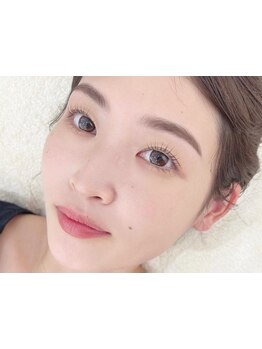 ナチュラル上品な目元にしたい