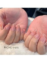 リッシュ トロワ(RICHE trois)/大人上品細フレンチ