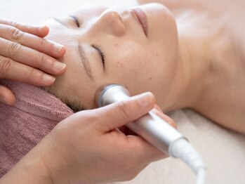 エナジーサロン アカリ(燿)の写真/【燿(あかり)自慢の小顔マッサージ♪】一度の体感がクセになる◎自分史上の美小顔を体験してみませんか?