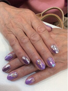 シャンネイルケアサロン(Shan Nail caresalon)/パープル＆ミラーネイル