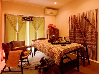 サロンサンティ/《内観》