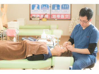 ぶんご整骨院 森院/美容鍼で小顔効果も実感