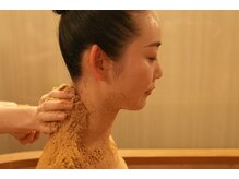 えん発酵温熱木浴 梅田店/STEP4 [木浴](15分)