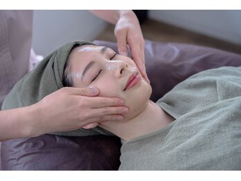 相澤スキンメディカルサロン ラピス(lapis)の写真/ニキビケアからエイジングケアまで！都度払いの皮膚科医監修エステで癒やし★