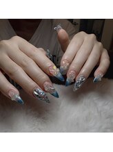 リサ(Risa)/長さ出しつけ放題