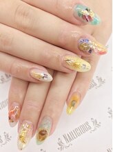 ネイリシャス(NAILICIOUS)/透明感が◎カラフルネイル