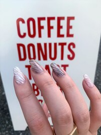 clear zeebra nails