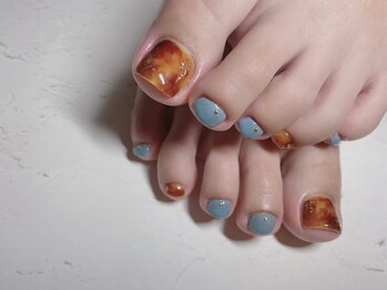 ラドール(La Dhole)/べっ甲ネイル