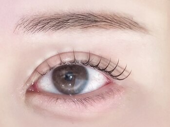 ルル(LuLu)の写真/大人気★【似合わせまつげパーマ/5,500円】LuLu技術の韓国風束感まつげでナチュラルに盛れる♪