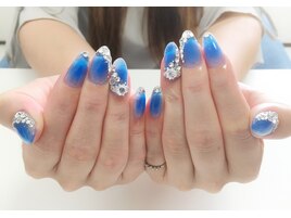 ブルーチークネイル