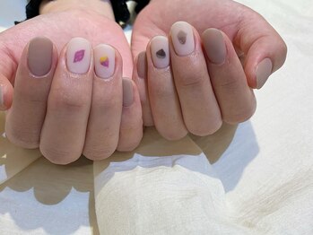 ネイルズ ララ(nails Lala)/手描きアート。