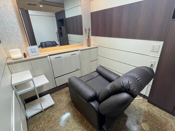 ビューステージ アイブロウサロン 広島/個室で施術いたします♪