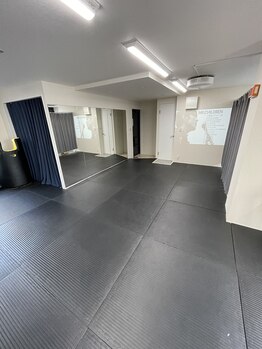 フィット アンド トーキョー 千駄木駅前店(FIT&TOKYO)/