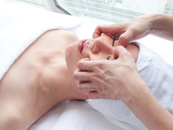 ウィルビー(WillB)の写真/速攻実感[小顔コルギ¥6900]は1度試す価値アリ◎大好評[強圧ボディ&小顔セット¥9900~]平日お得プランは必見!