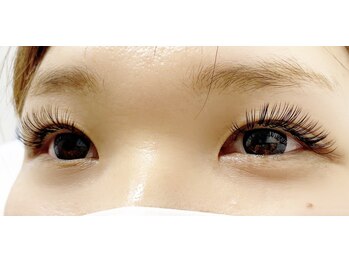 シック(Chic)/Perfect lashミディアムコース