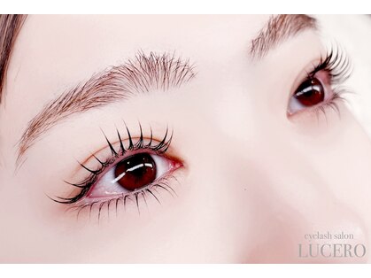 ルセロ(LUCERO)の写真