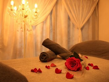 ディアローズ(Dear Rose)の写真/【癒しに浸かるご褒美時間…*】ヘッドスパ/オイルリンパなどから、贅沢カスタマイズで極上のおもてなし。