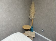 イチル(ichill)の雰囲気（カーテンで仕切った半個室のお席でゆっくりとお過ごしください）