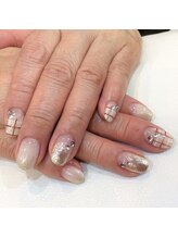 シャンネイルケアサロン(Shan Nail caresalon)/大人しめチェック