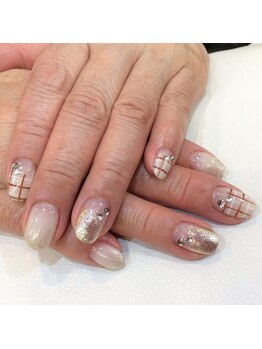 シャンネイルケアサロン(Shan Nail caresalon)/大人しめチェック