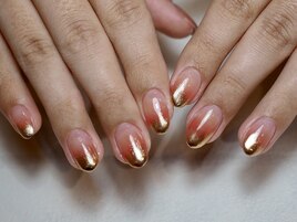 ミラーがけグラデーションネイル