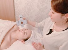 敏感肌専科・眠れる美肌脱毛Amitie札幌琴似店〈顔脱毛/毛穴洗浄/フェイシャル〉/まるでフェイシャルな「顔脱毛」