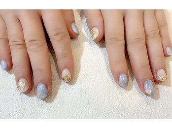 ルアナロア(Luana loa)/ブルーニュアンスネイル