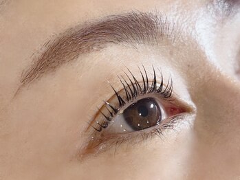 バンデエステティック(BANDE esthetic)の写真/ブライダルにも最適な自然な目元に♪目力UPで印象的に仕上げます☆ナチュラル派にも◎メイク時間も短縮！