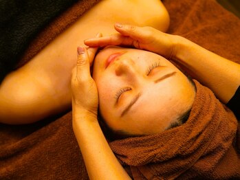 シュクールラ/フェイシャル60分