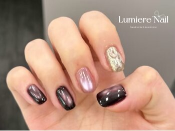 ルミエール ネイル モンナカ(Lumiere Nail Monnaka)/オンブレフレンチ/冬ネイル