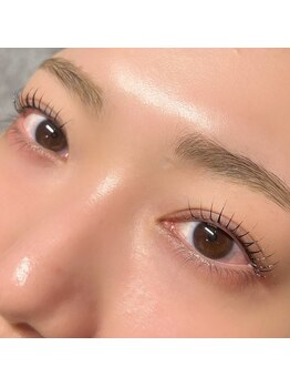 パルフェ バイ グランジュテ 清澄白河(parfait by grandjete)/目尻流しデザイン