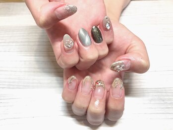 シェリー 溝の口(Shelly)/メタリックネイル