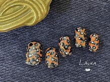 ローラポンポニー(Laura pomponnee)/AutumnCollection2024パラジェル