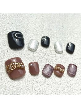 フルール 錦糸町店(Fleur)の写真/フットネイルも思いっきり楽しむ！デザイン豊富！好きなデザインが出来る90分¥8500が◎【写真:¥8000】